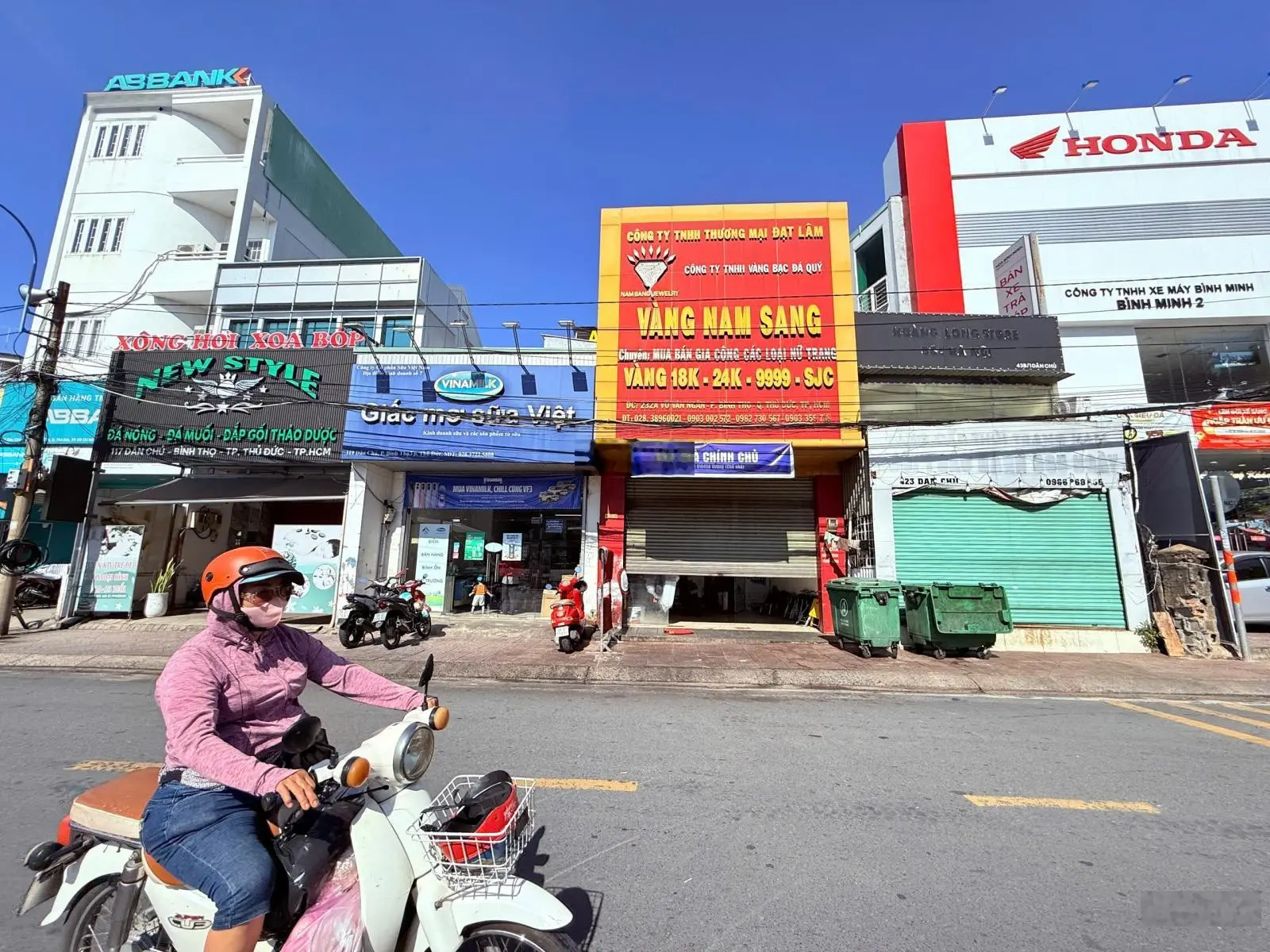 Nhà 4 tầng vị trí và giá tốt nhất Dân Chủ, Bình Thọ 21,5 tỷ, 150m2 - liên hệ ngay nhé all