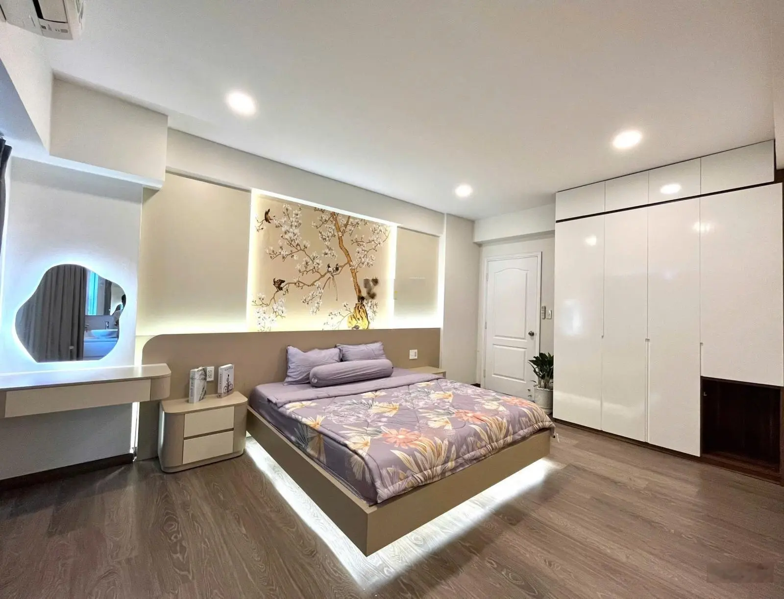 Bán căn hộ 130.1m2 3PN, 2WC nội thất mới đẹp gần trường Đinh Thiện Lý, sổ mới công chứng trong ngày