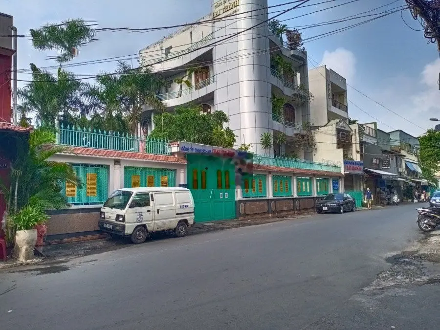 BÁN NHÀ 3 TẦNG, SÁT MẶT TIỀN ĐÔNG HỒ, TÂN BÌNH, NHỈNH 3 TỶ.