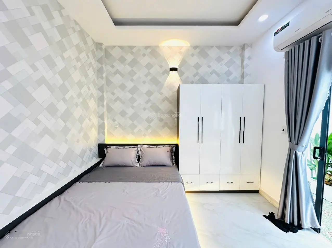 Nhà phố 4m x 15m.Xây 1 lửng 2 lầu full nội thất hẻm 8m gần mặt tiền đường Lâm Thị Hố