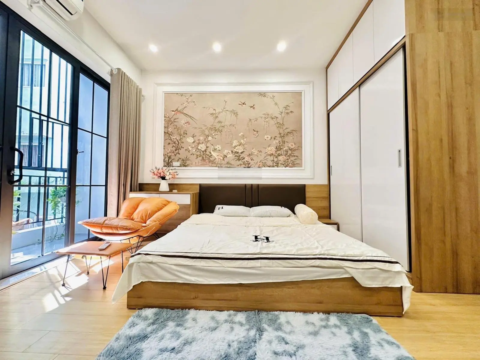 Bán gấp nhà riêng 40m2 SHR, có 2,65 tỷy tại Lý Chính Thắng, Quận 3 nhỏ gọn siêu đẹp đầy đủ tiện ích