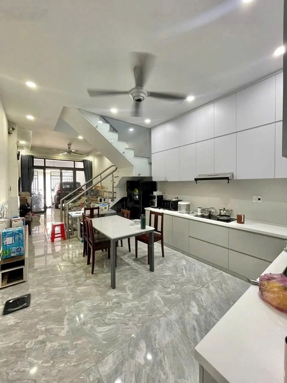 Chính chủ cần bán trệt 1 lầu đường Trần Quang Khải, Đông Hòa, Dĩ An. Đường 7m. DT 90m2 thổ 70m2