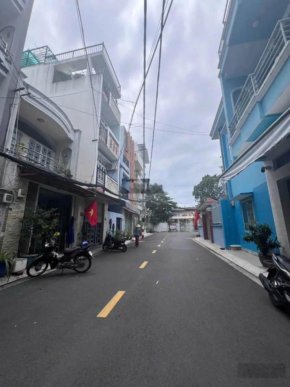 Bán nhà hẻm 8m đường Lũy Bán Bích Phường Tân Thành Quận Tân Phú 4mx15m tiện xây mới chỉ hơn 7tỷ TL