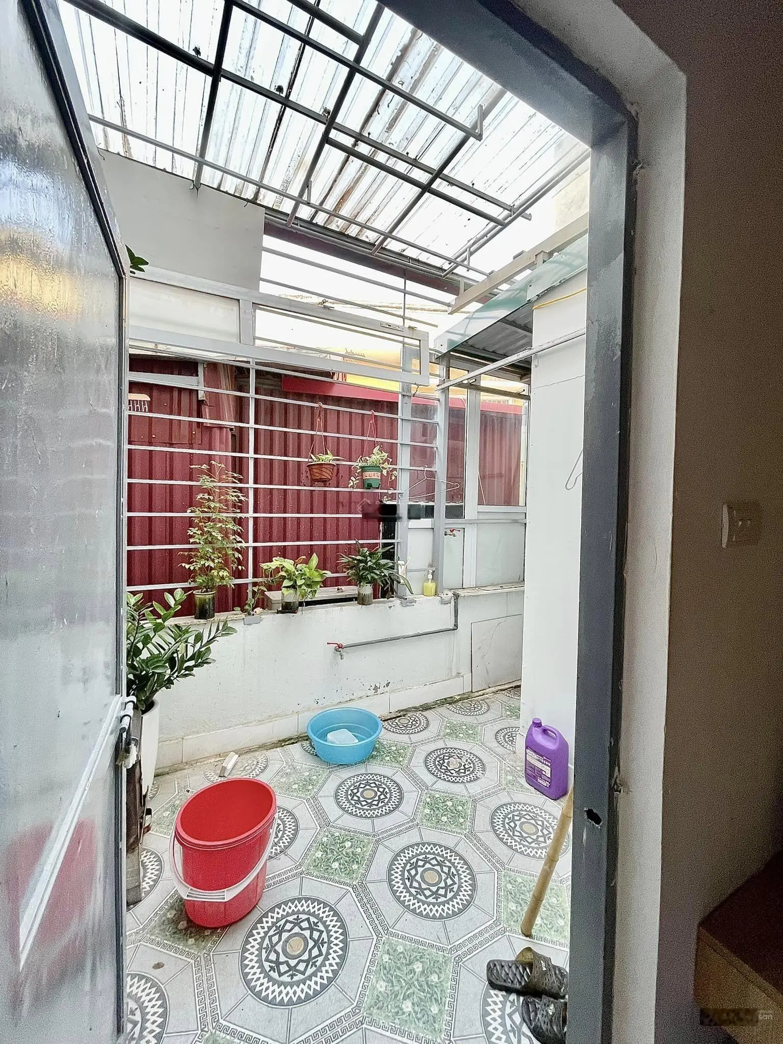Chỉ hơn 4 tỷ 1 xíu-nhà giáp bát-4 tầng-30m ra phố-hm