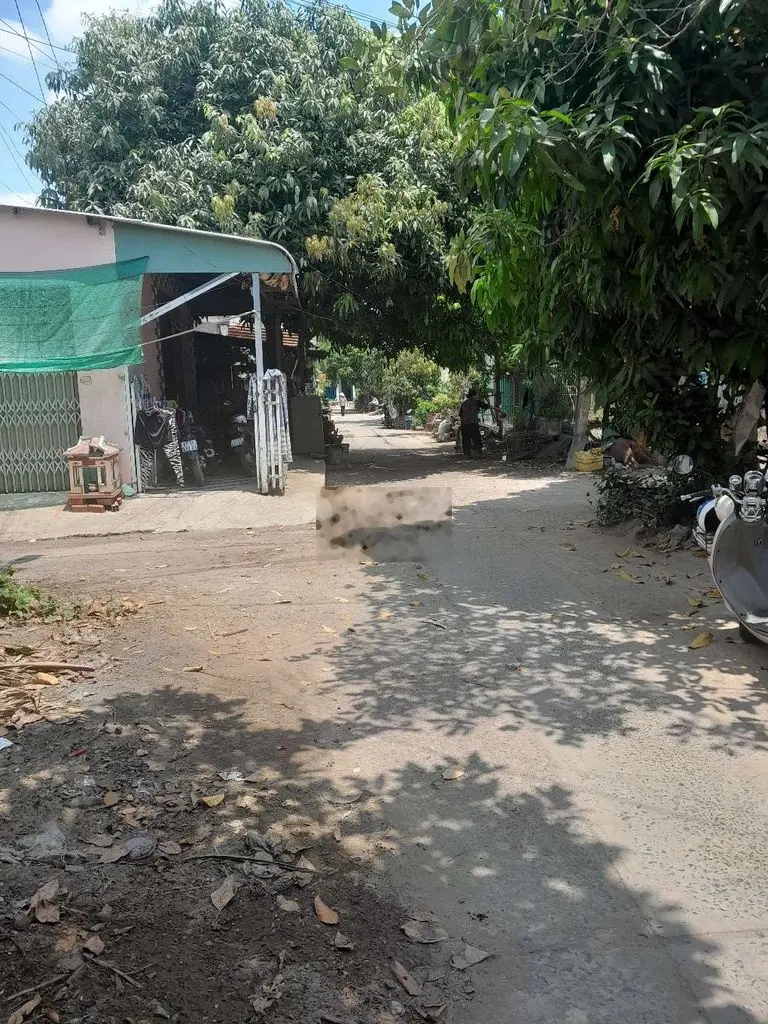 Đất nhà ở khu dân cư