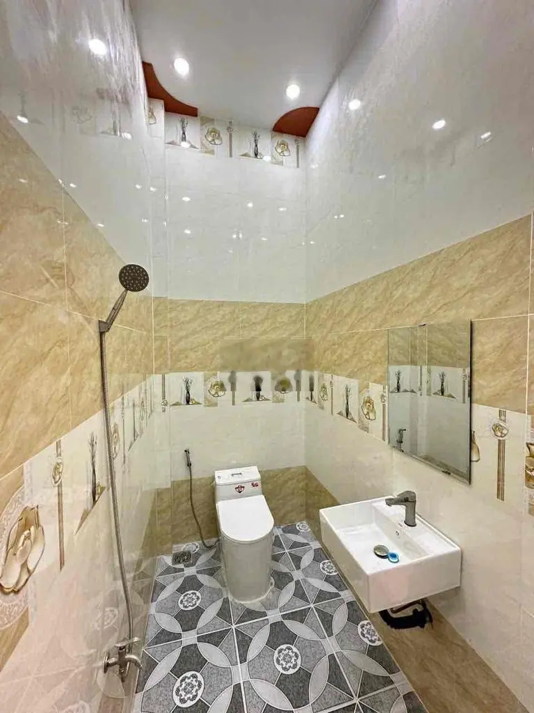 NHÀ CẤP 4, ĐƯỜNG LÊ ĐẠI HÀNH, P5 BL
