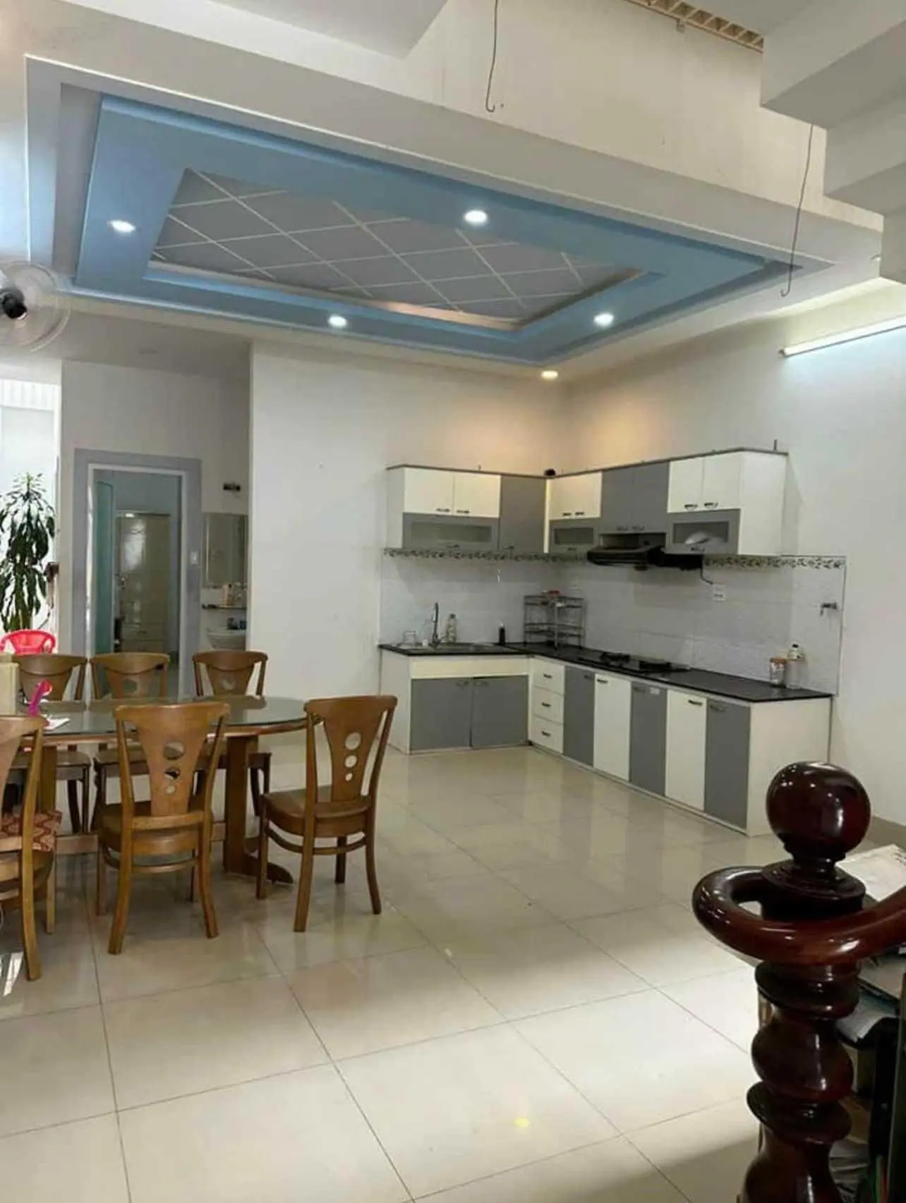 Chú Thảo cần tiền làm ăn bán nhà Đường Thái Phiên, P8, Q11. Giá 3,660 tỷ | DT 60,16m2 hẻm xe hơi