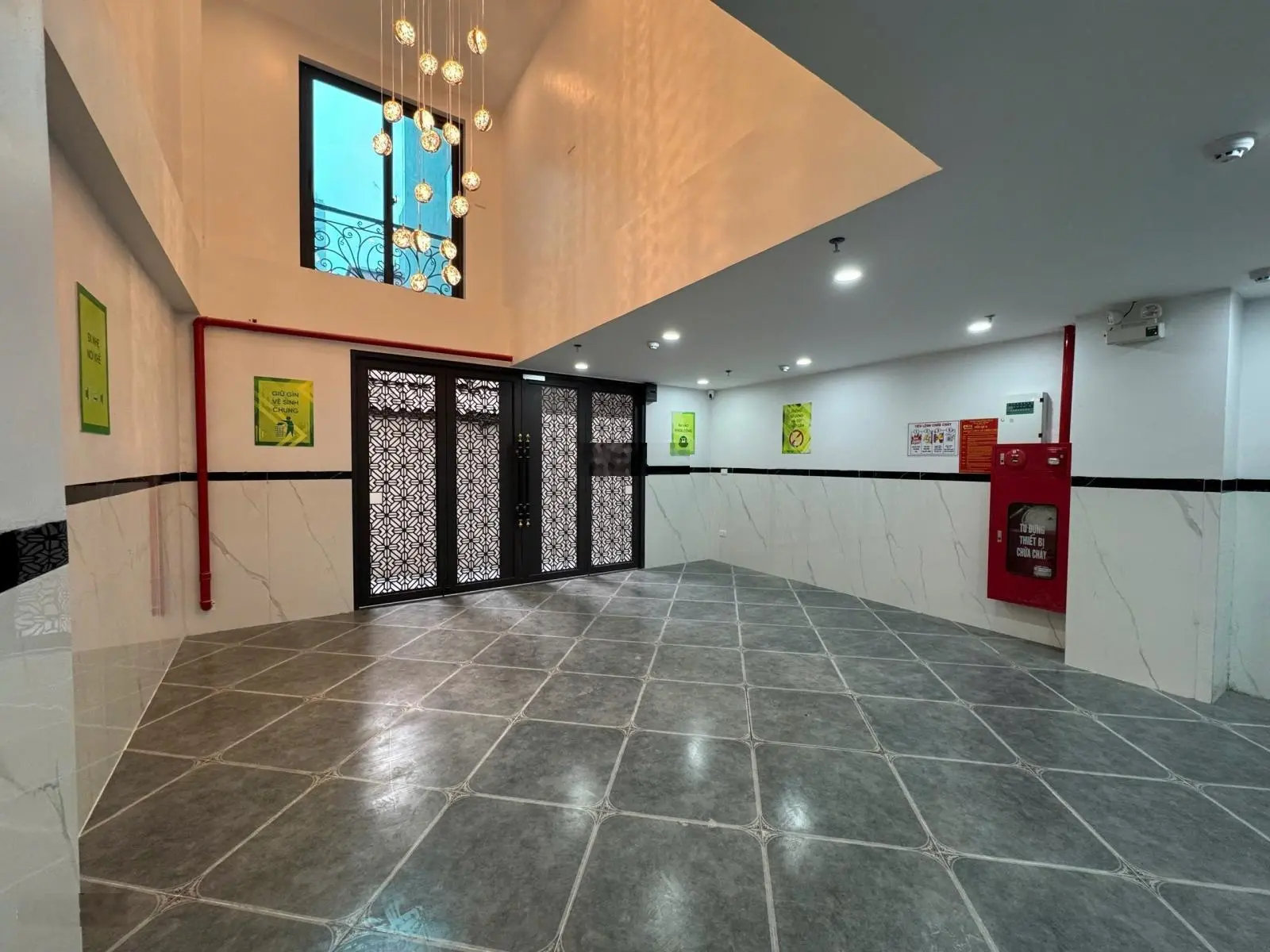 Bán nhà riêng CCMN đầy đù nội thất, PCCC tại Yên Duyên, 18,3 tỷ, 70m2, 6 tầng, 20PN, 21WC, Hot!