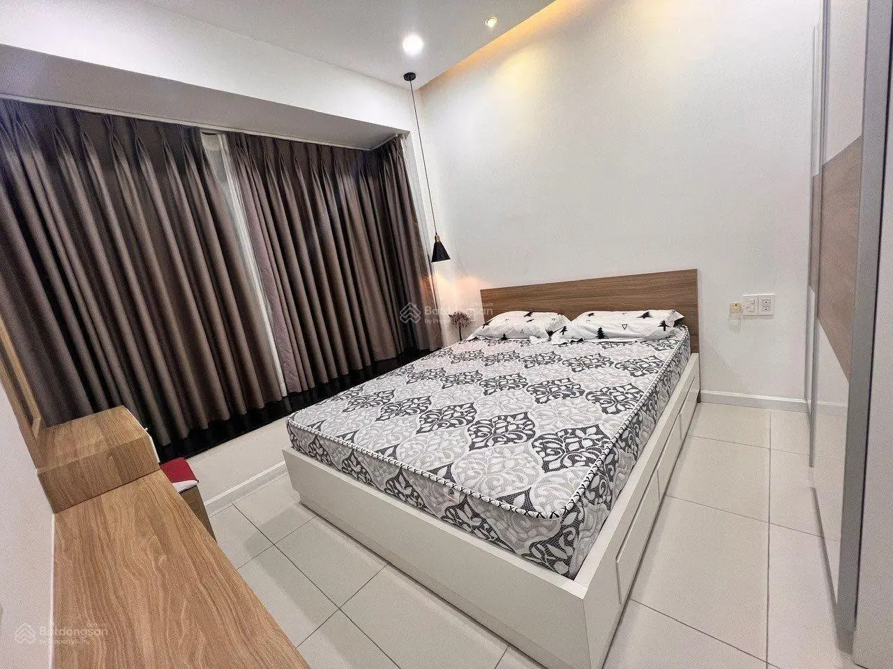 Bán căn hộ chung cư Scenic Valley 1 Phú Mỹ Hưng Quận 7, 71 m2 nhà đẹp full nt view nam bán 4,65 tỷ