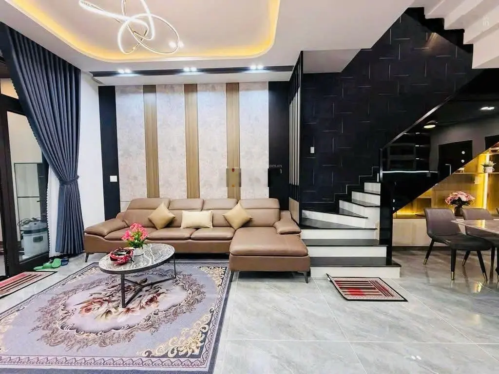 Siểu phẩm 3 tầng mới 100% full nội thất chỉ xách vali vào ở ngay đường hòa minh 14 chỉ nhỉnh 6 tỷ