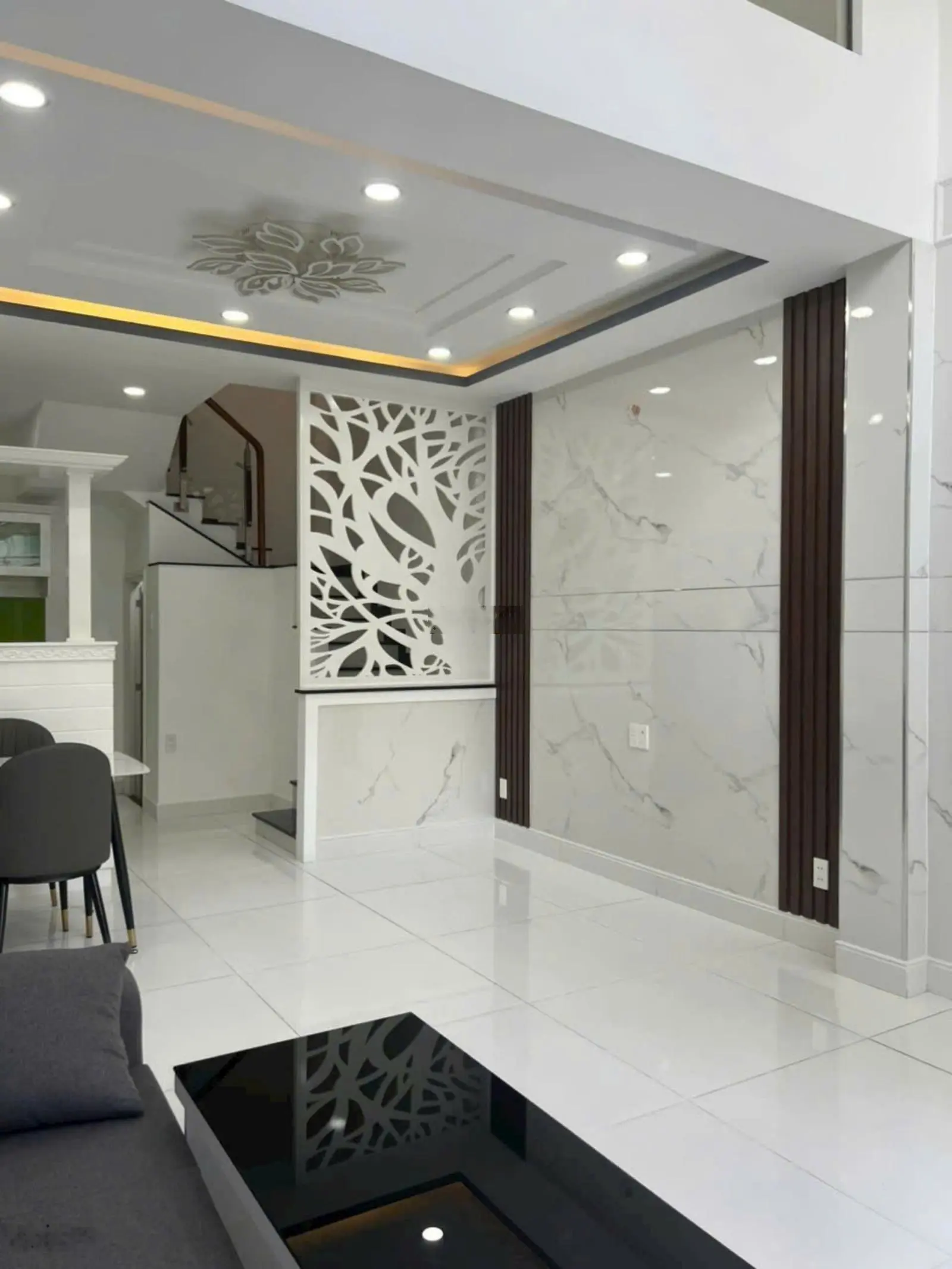 Bán gấp nhà đường Nguyễn Thượng Hiền, Bình Thạnh, 40m2 3PN 5WC, giá 3,7 tỷ, sổ hồng riêng
