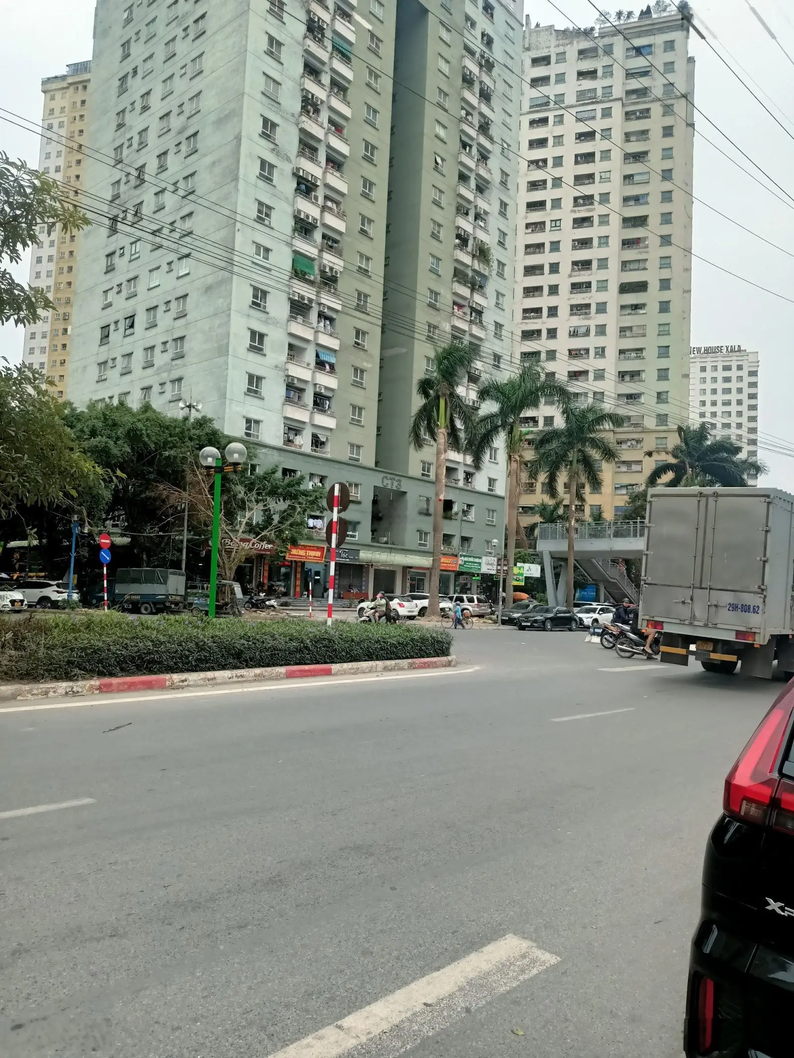 gia đình cần tiền bán gấp nhà kiến hưng giá thấp hơn thị trường