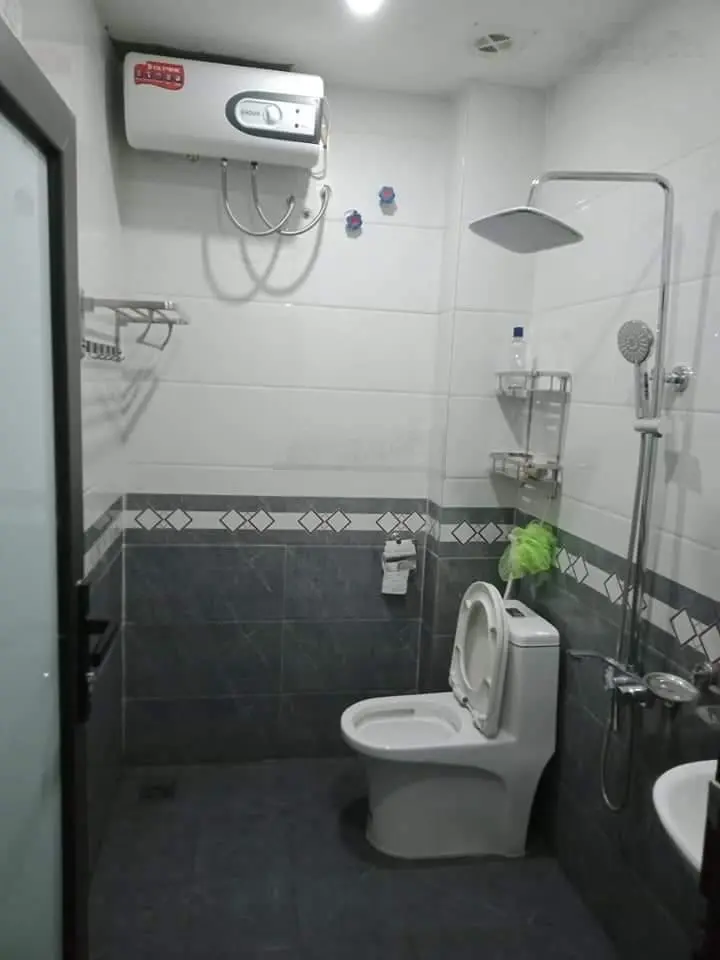Chính chủ bán nhà Yên Nghĩa, sát VD4, dt 35m2*5T, ô tô đỗ sát nhà, full nội thất, hơn 3 tỷ