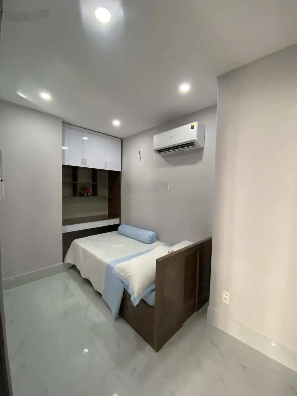 14.5 Tỷ - Mặt Tiền / Trần Quý Cáp - 3.8x20m / CN : 62m2 - 5 tầng / 12 CHDV - 720 triệu / năm