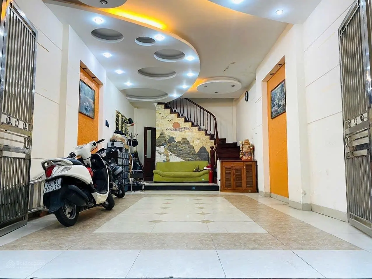 Bán gấp nhà riêng 44m2, 6 tầng, 4PN, 4WC tại Khương Trung, Thanh Xuân, giá tốt,gara ô tô,kinh doanh