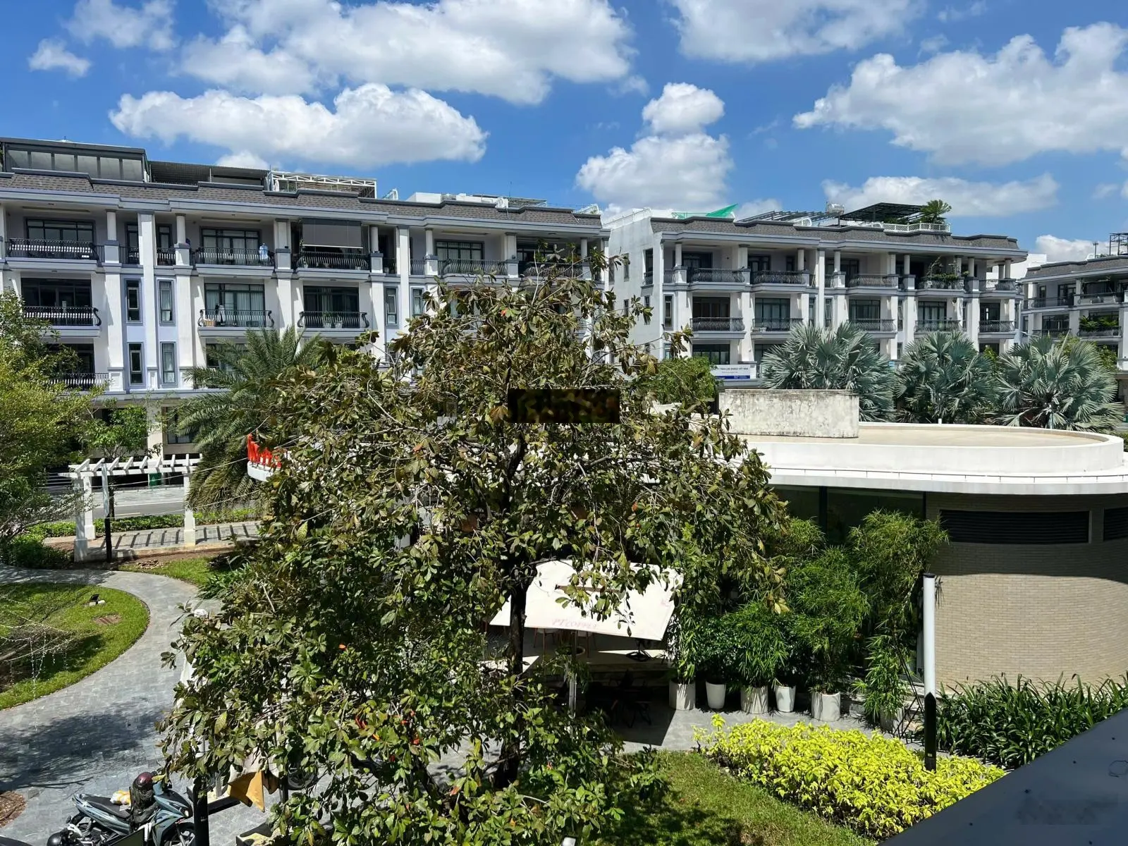 Cần bán gấp nhà view công viên - KDT Vạn Phúc - 7x22m - Vị trí đẹp bên cạnh trung tâm thương mại