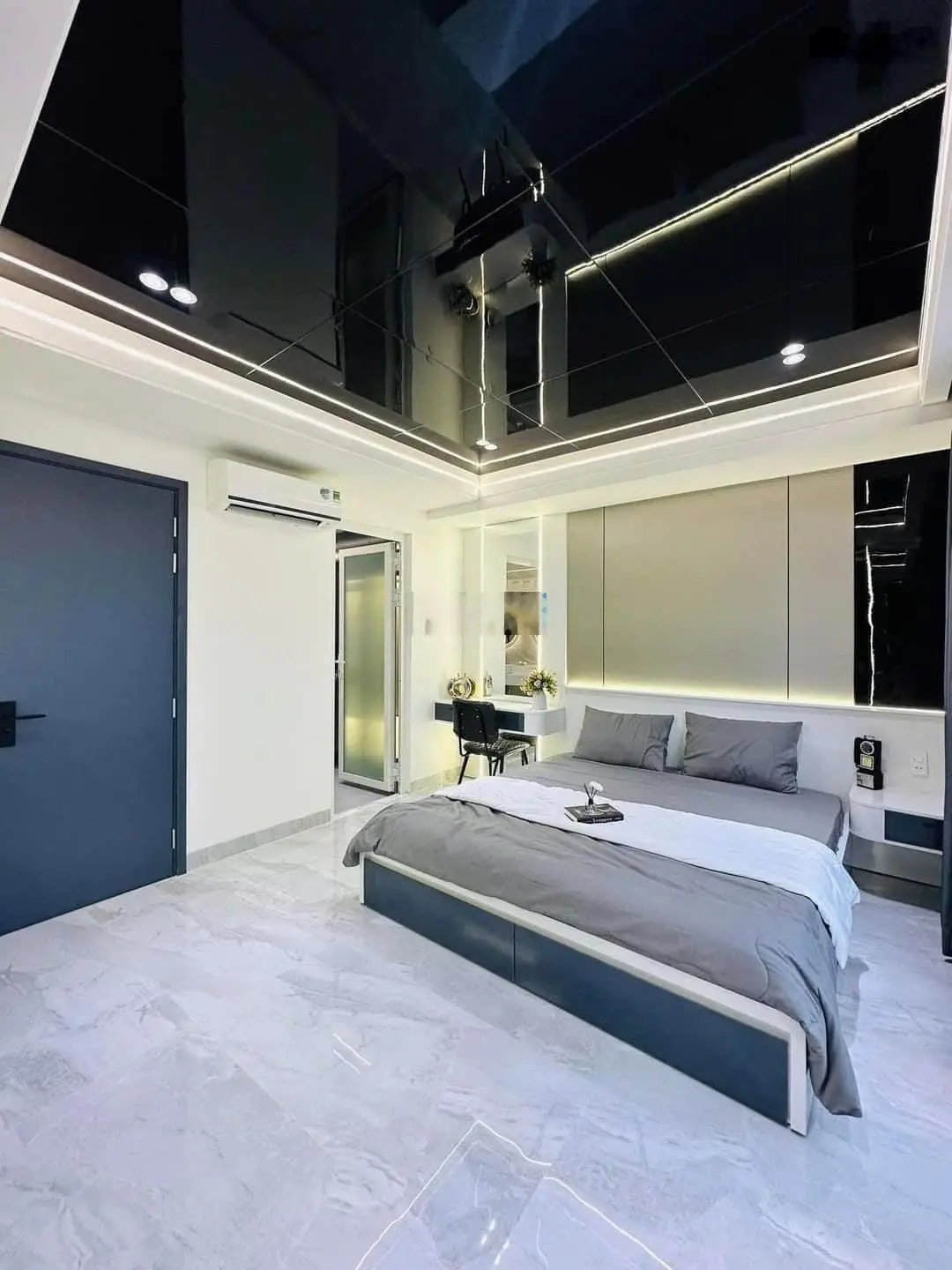 Bán gấp nhà Bùi Quang Là, p12, Gò Vấp. Dt 49,5m2. Giá 2,1 tỷ