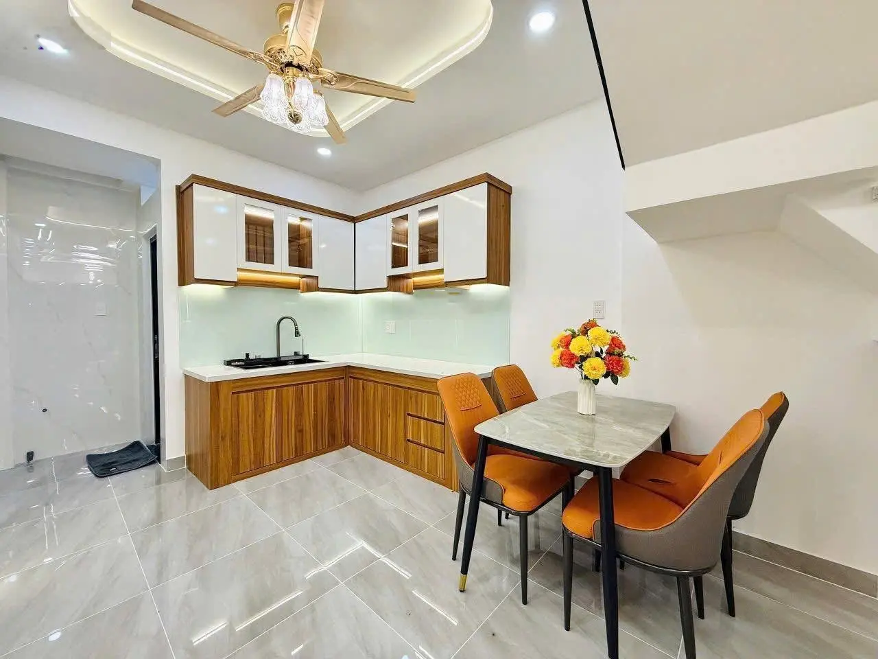 Nhà đẹp, mua xong dọn vào ở ngay Minh Phụng, Quận 6. Giá: 2 Tỷ 450 / 52m2. Sổ hồng riêng chính chủ