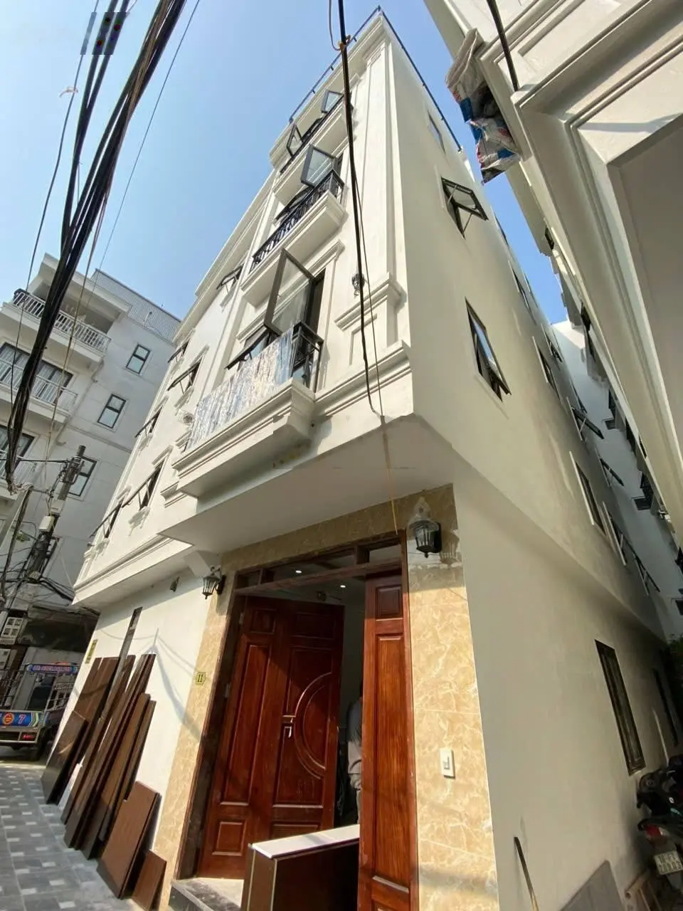 Siêu phẩm, hàng cực hiếm. Lô góc 43m2, nhà 5 tầng, view thoáng sáng, đường rộng. Giá cực tốt
