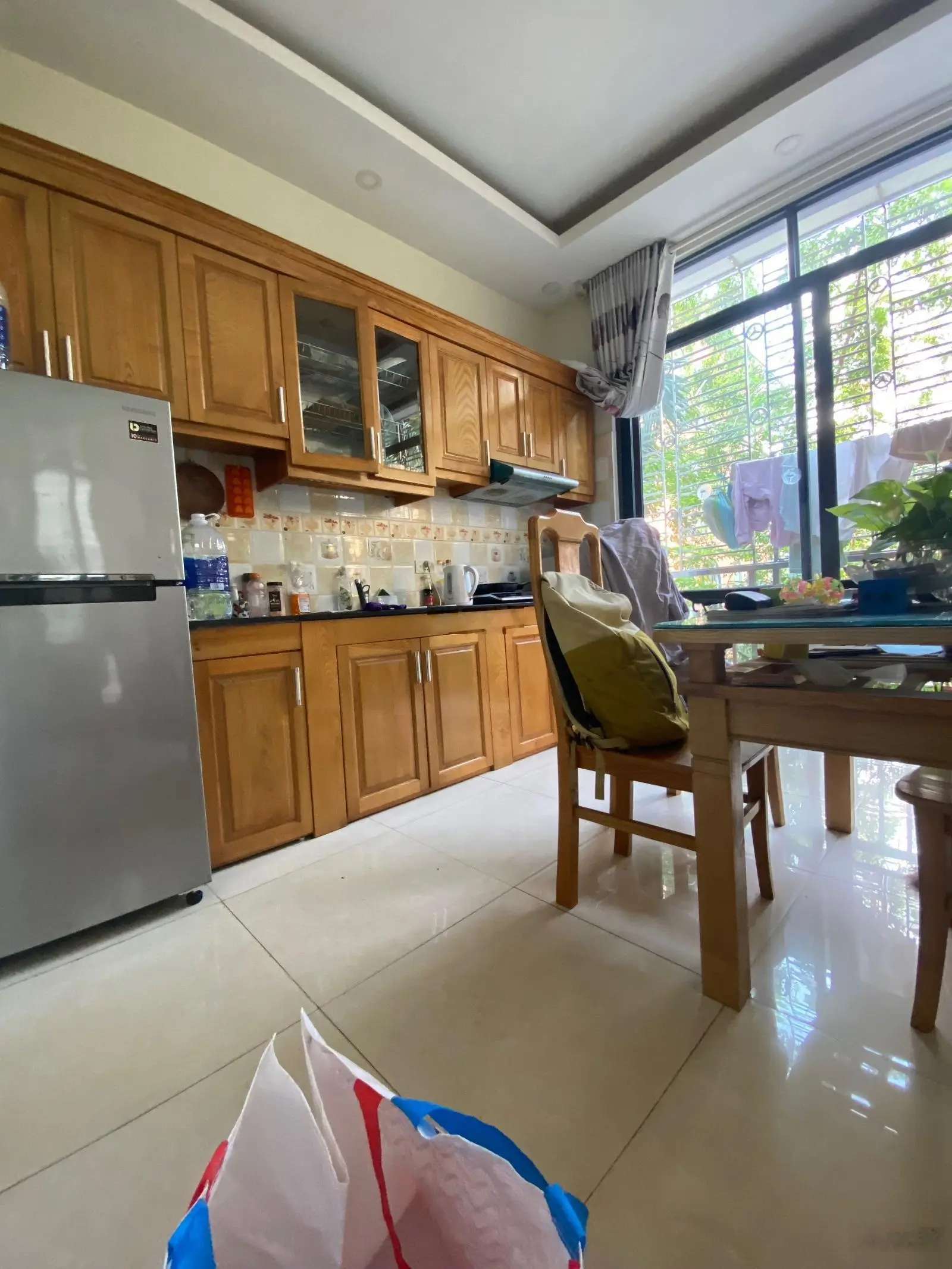 Bán nhà ngõ 9 Đặng Thai Mai, Tây Hồ: 74m2 x 5 tầng, mặt tiền 6m