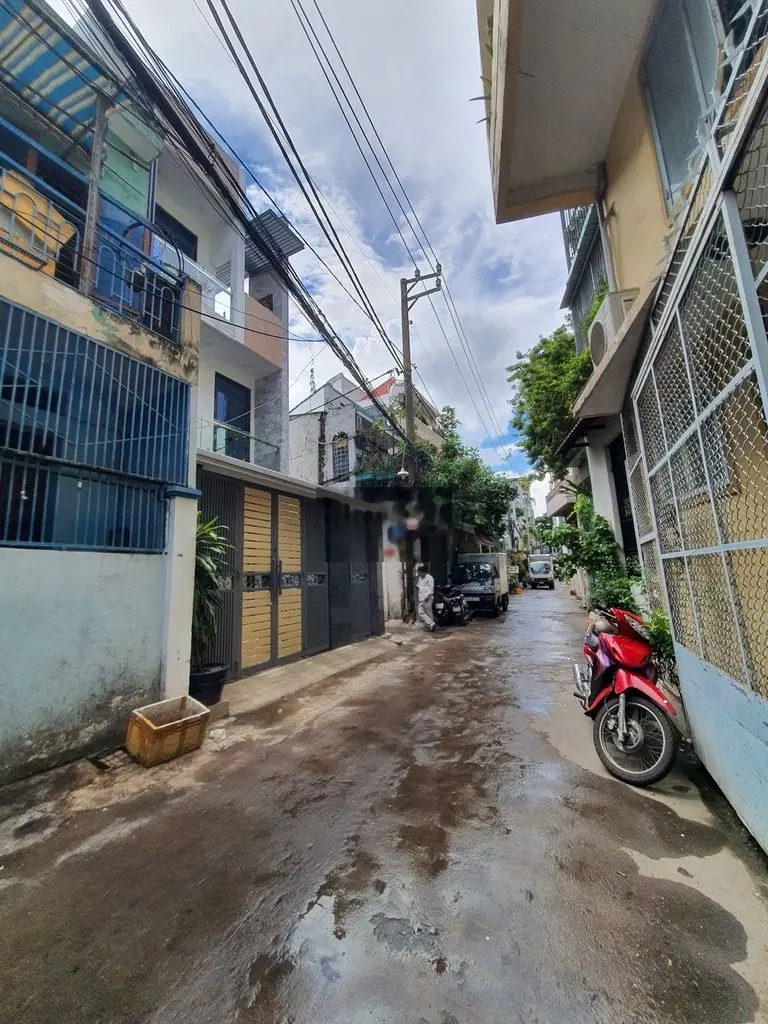 Bán nhà giá 7,95 tỷ, diện tích 70 m2, tại Nguyễn Hồng Đào, phường 14, quận Tân Bình
