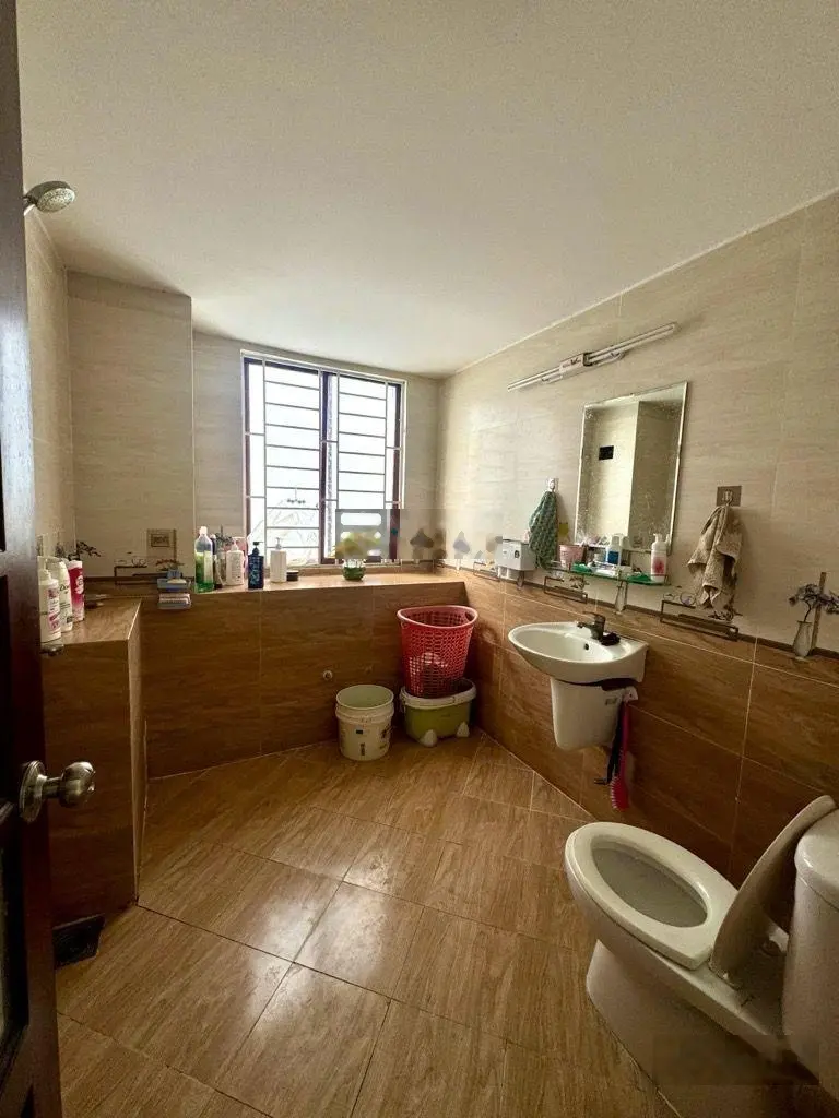 Bán nhà riêng tại đường Liên Khu 1 - 6, Bình Trị Đông, Bình Tân, DT 4x19m, chỉ 6.5tỷ