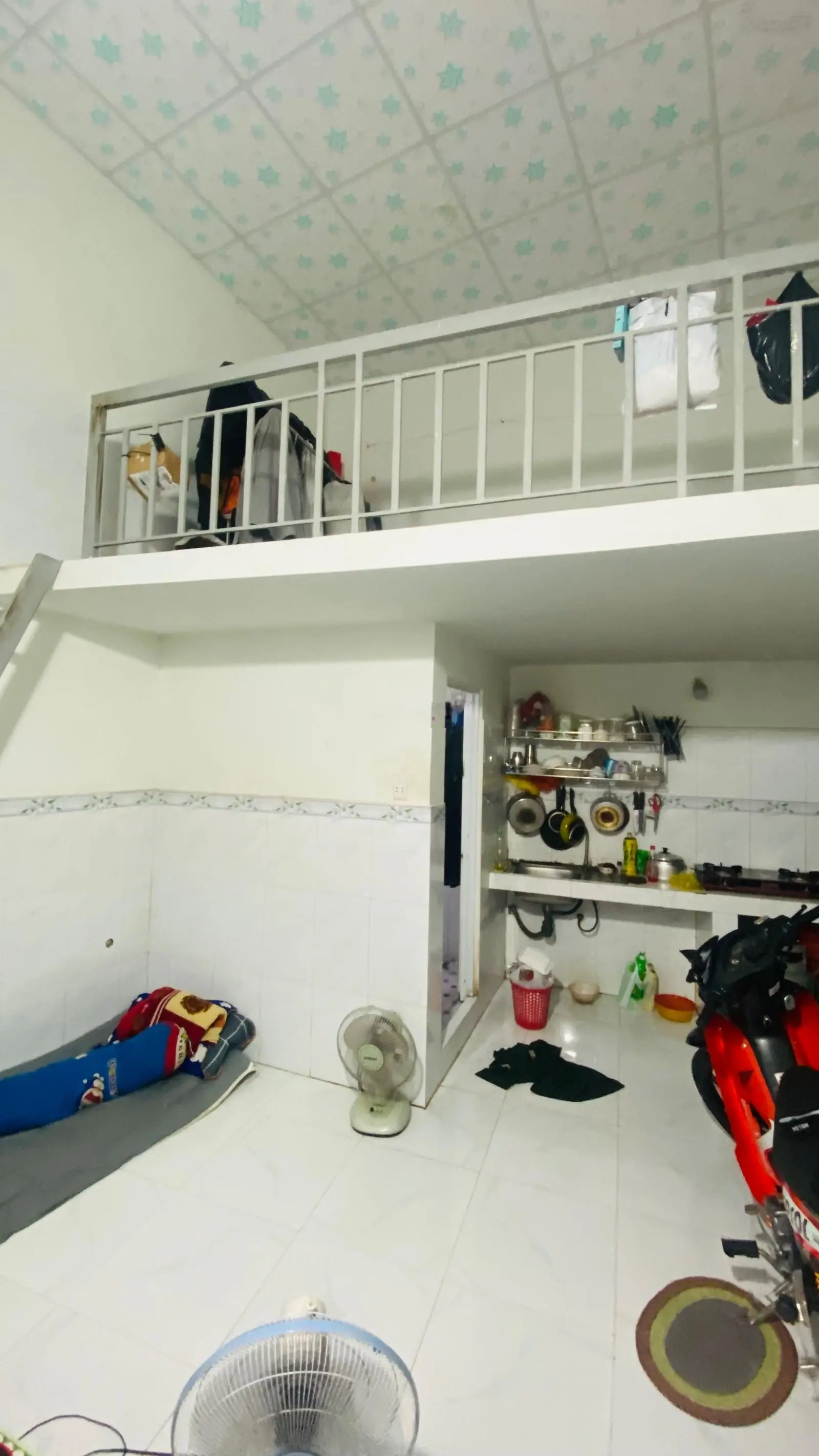 Bán 811m2: Có sắn 45 căn phòng trọ + nhà cấp 4 đường 102, Tăng Nhơn Phú A, giá 35 tỷ TL
