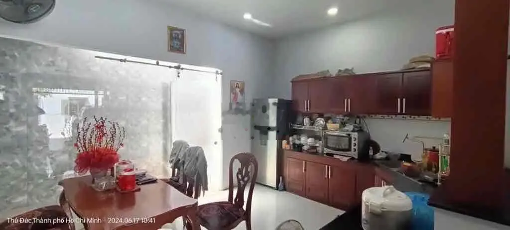 Bán Nhà ngộp Trung Tâm Linh Chiểu. Nhà mới. sổ mới hoàn công. 5 Phòng