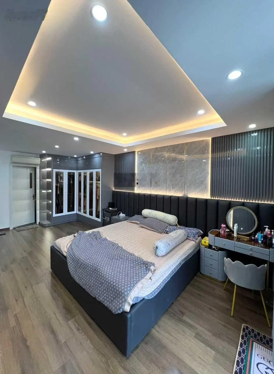 Em có quỹ căn 3PN hàng hiếm tại Hapulico Complex, Nội thất xịn, hướng Đông Nam - Tây Nam sổ lâu dài