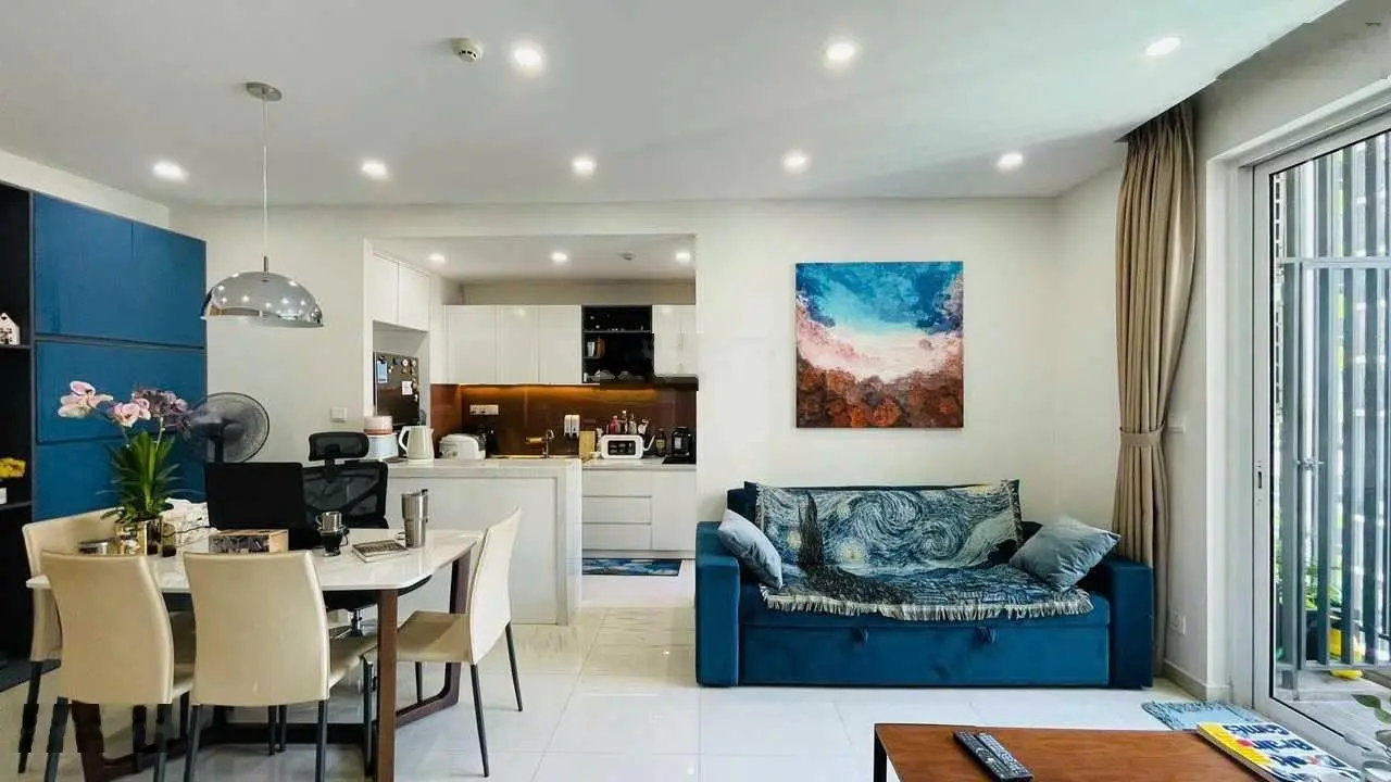 1PN giá tốt nhất Vista Verde, 53m2, nội thất siêu đẹp như hình, view hồ bơi, sẵn sổ 4.2 tỷ all - in