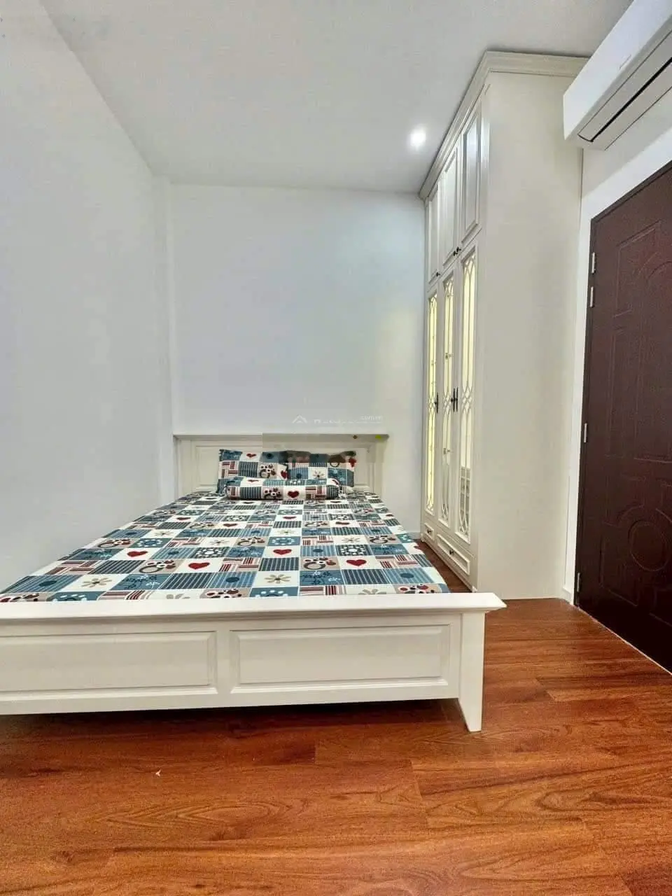 Bán nhà XVNT khu Cư Xá Ngân Hàng, HXH 8m, 92m2, thu 500tr/năm, 9.99tỷ