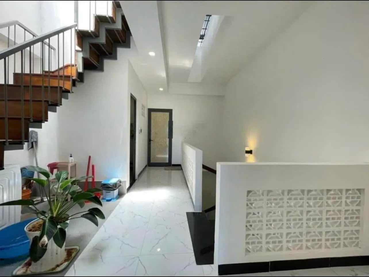 Cần tiền bán nhà đẹp 3 tầng tại khu đô thị Hà Quang 2 lh 0762 111 *** để xem nhà và có giá tốt nhất