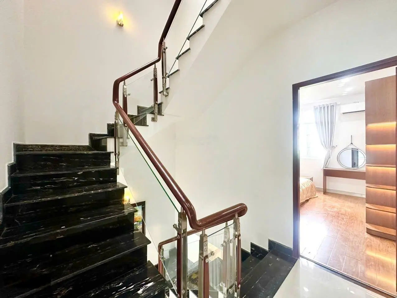 Nhà đẹp 3 lầu full NT - hẻm xe hơi 1806 Huỳnh Tấn Phát - TT Nhà Bè