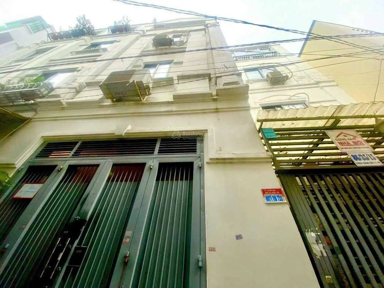 Bán nhà hẻm đường Thích Quảng Đức, Phú Nhuận, 6 tỷ 500 triệu còn thương lượng. LH 0906 435 ***