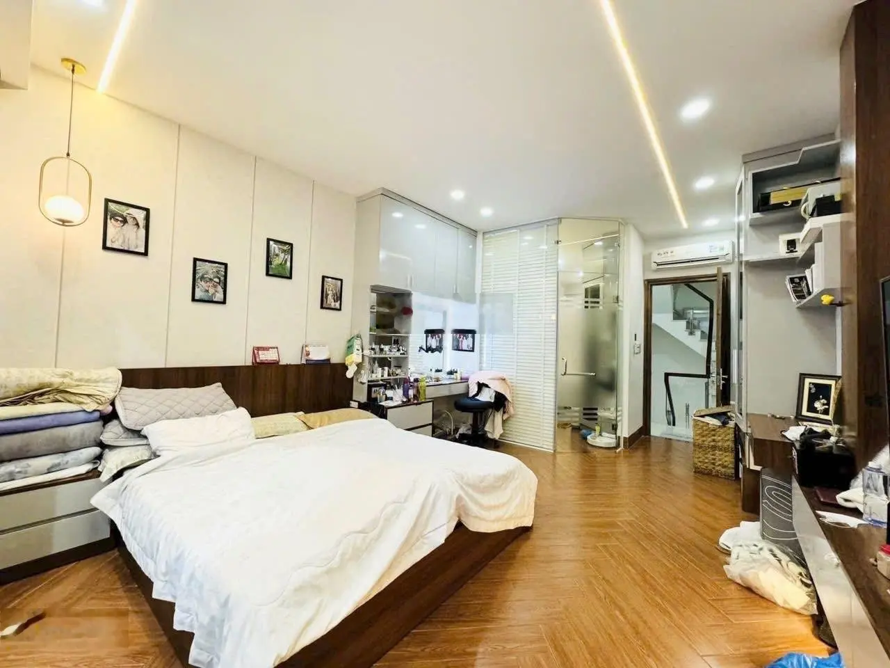 Bán nhà riêng khu bàu cát tân bình , 48m2 4 tầng , oto vô nhà . LH 0796 868 ***