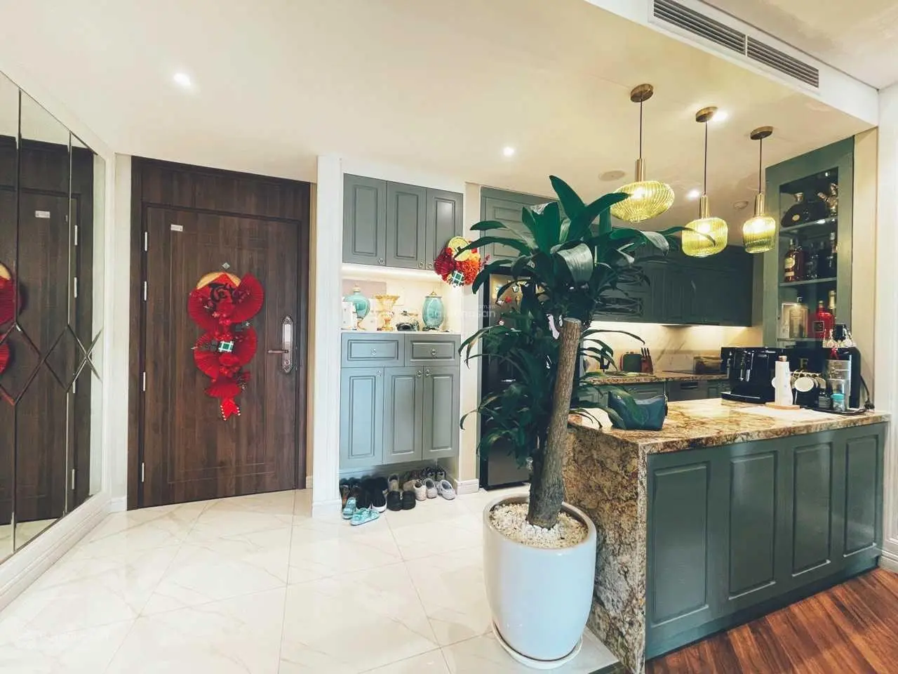 Chuyển nhượng chung cư King Palace 11/2024 - xem nhà 24/7 - khách mua làm việc trực tiếp chủ nhà