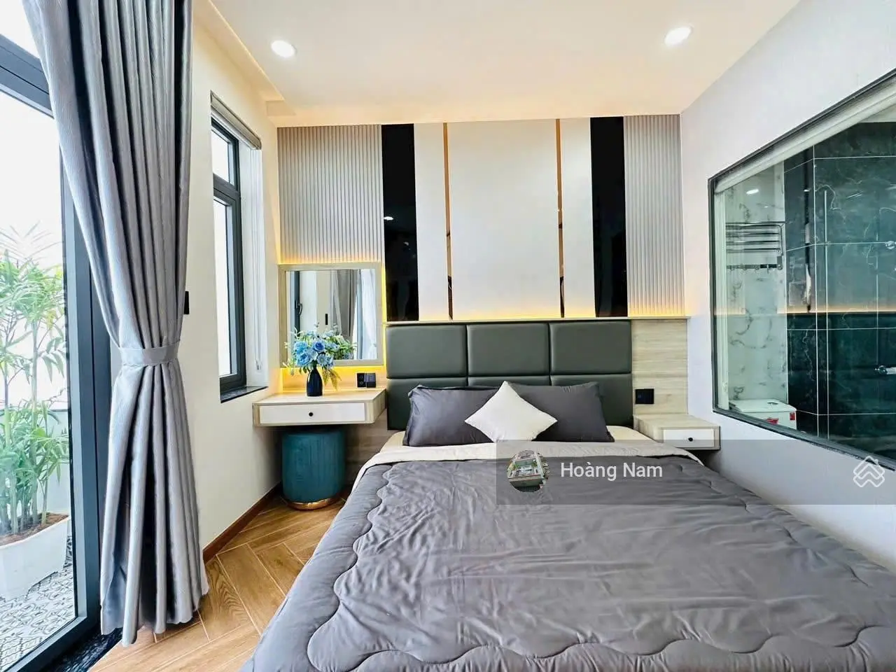 Cần xoay tiền bán nhà hẻm 5m 65m2 Võ Văn Tần, Q3. Xây trệt 4 lầu. Gần chợ Bàn Cờ rất tiện