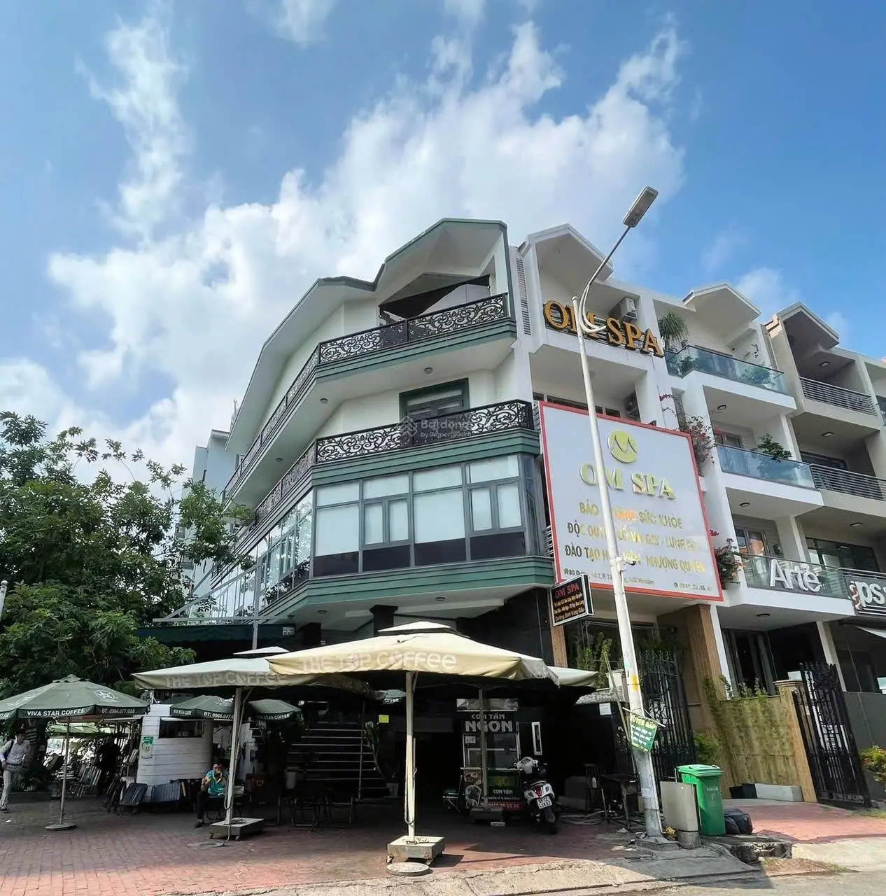 Bán căn góc 2 MT Đ.Hoàng Trọng Mậu HimLam q7 DT: 120M2 Có HĐT, Có TM Gb: 46 TỶ lH: 0931353298