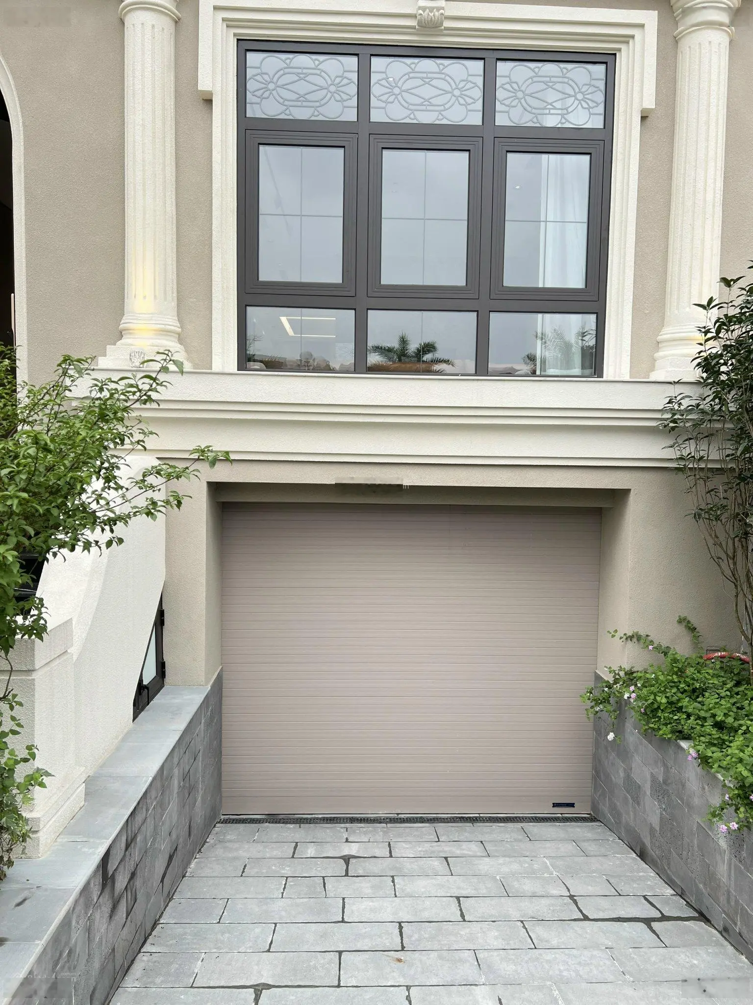 Cần Bán Gấp Biệt thự Kita Ciputra - Tây Hồ, 150m2, 1 hầm + 4 tầng, giá 320 triệu/m2
