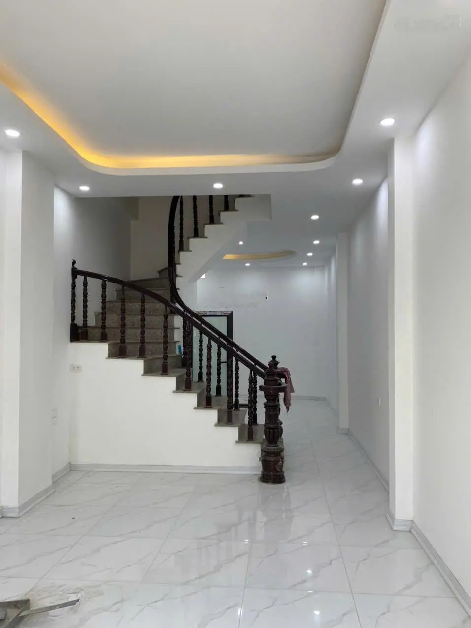 Bán nhà vị trí trung tâm phường La Khê, quận Hà Đông, Hà Nội.