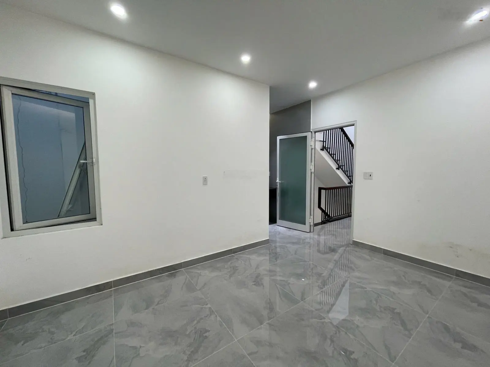 Bán nhà hẻm 58 lương định của, oto vào tận nơi