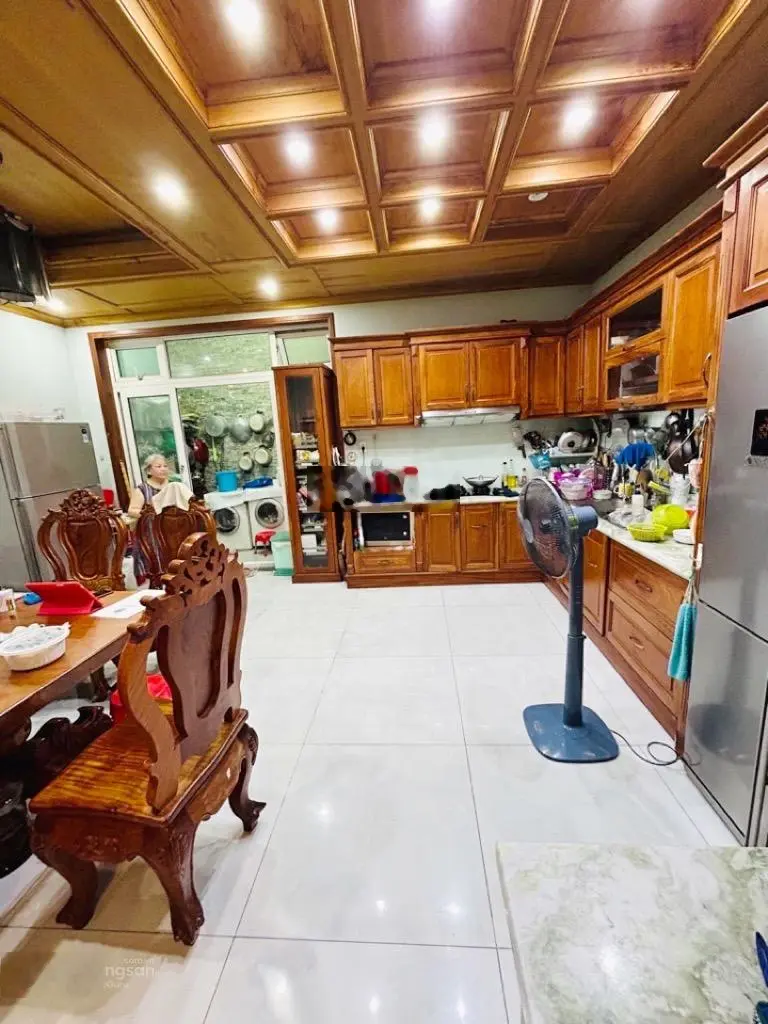 Bán nhà mặt tiền 4t, 6m x 20m nguyễn thị thập quận 7 chỉ 25 tỷ x