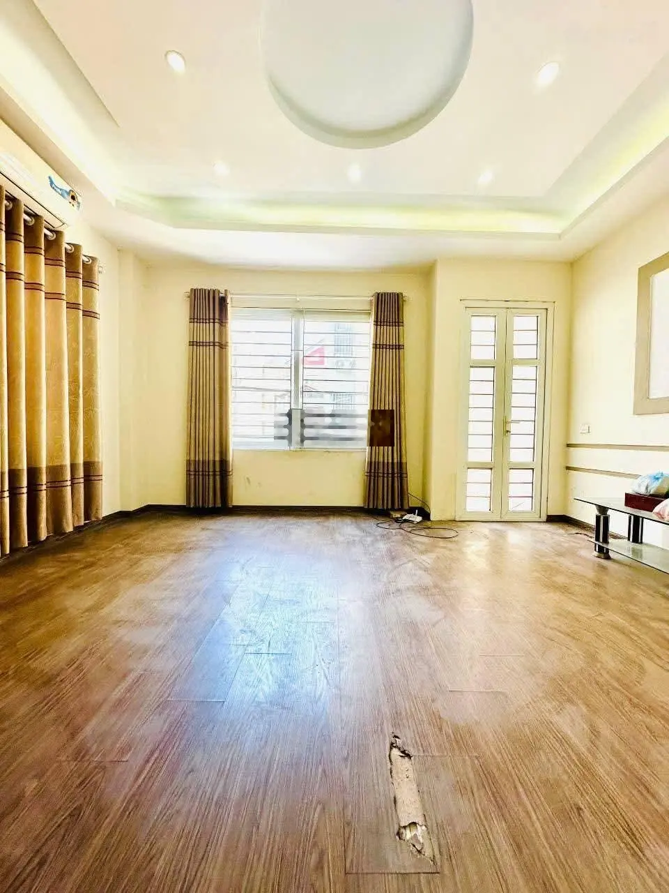 Bán nhà lô góc - ô tô đỗ cửa - ngoại giao đoàn - xuân la - xđ - tây hồ 38m x 5 tầng - giá hơn 8 tỷ.