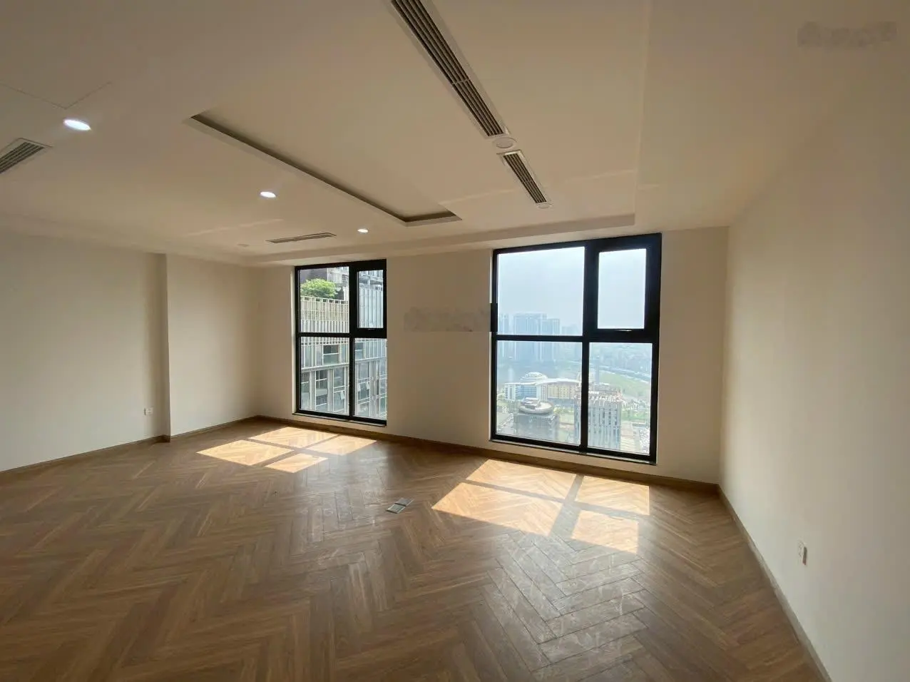 Cần bán căn hộ Sky Villa ban công Đông Nam duy nhất tại Dreamland Bonanza, 300m2 giá tốt chỉ 15 tỷ