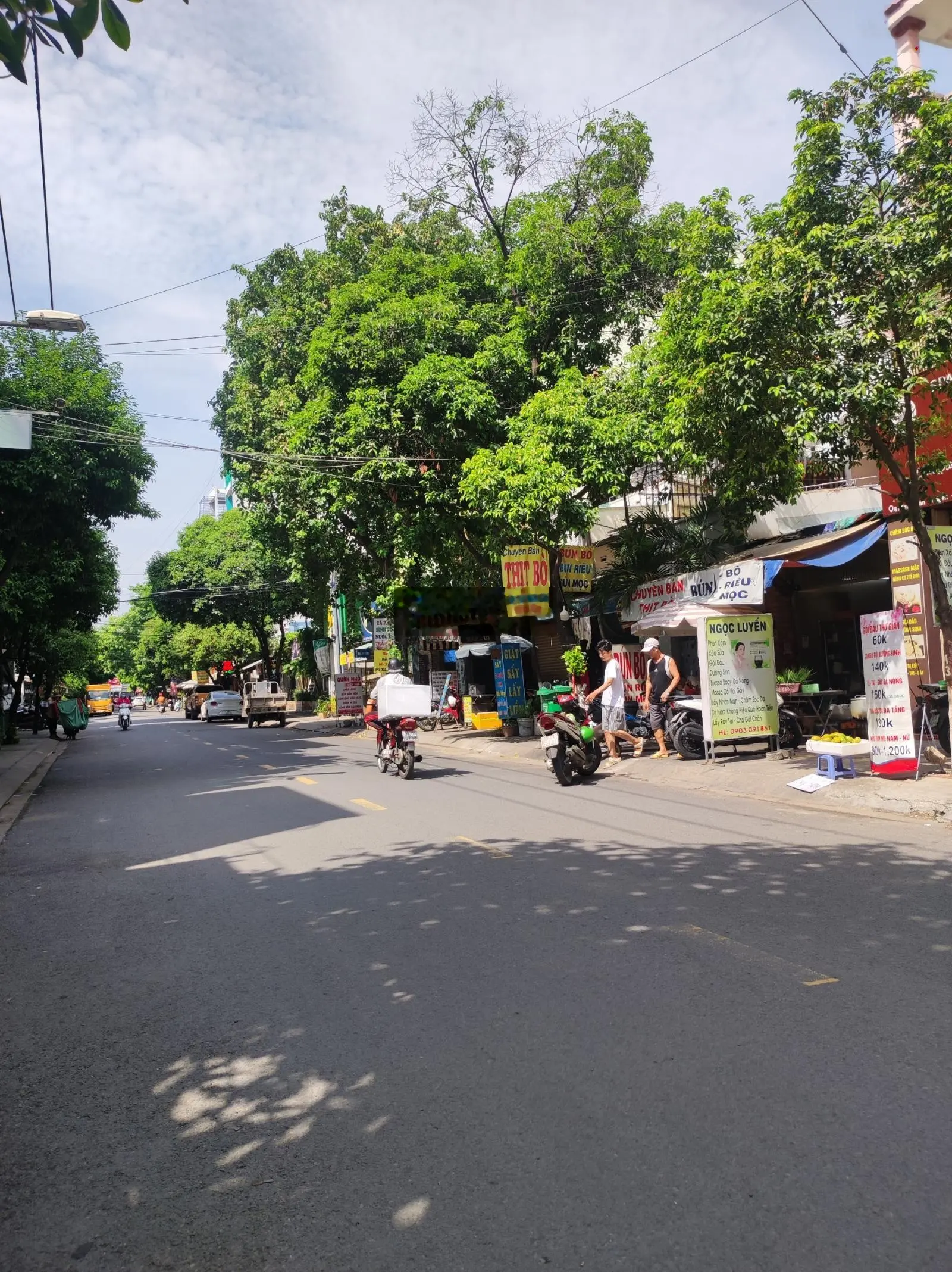 Nhỉnh 10 tỷ - Nhà vuông vức 73m2 đường 8m thẳng tắp Sát bên Etown P13 QTB - Tiện XD VPCT, CHDV