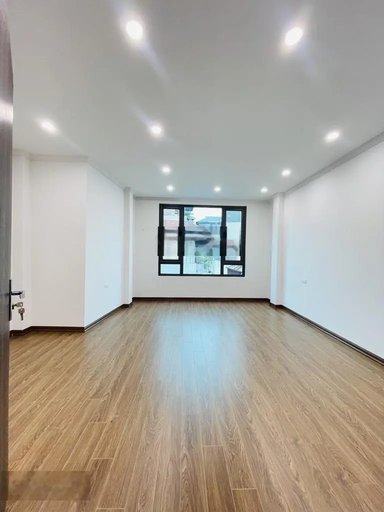Nhà đẹp đón tết, xây mới, 7 tầng thang máy, thiết kế hiện đại, nội thất xịn, hai thoáng trước sau