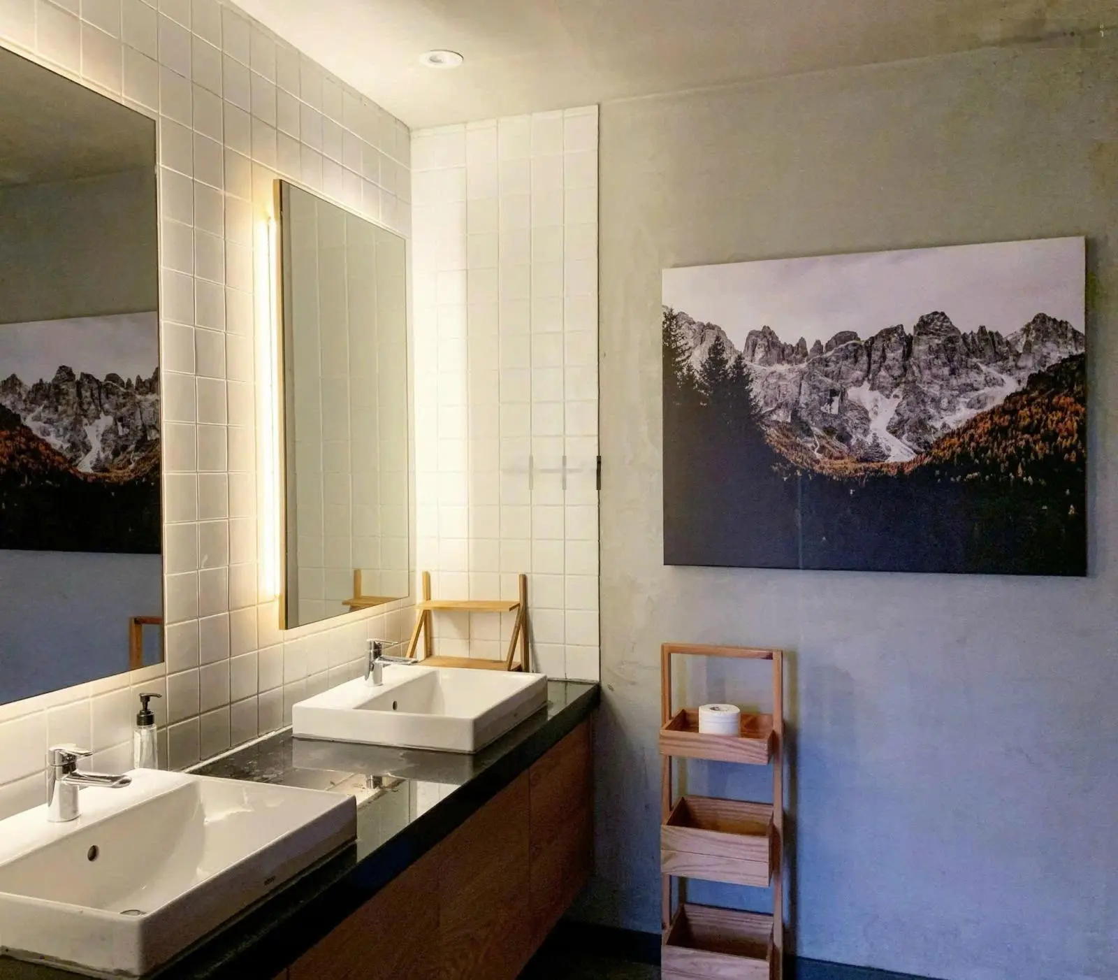 Biệt thự quận 2 gần khu đô thị LakeView Song Hành - giá 25 tỷ. Liên hệ: 0907081499