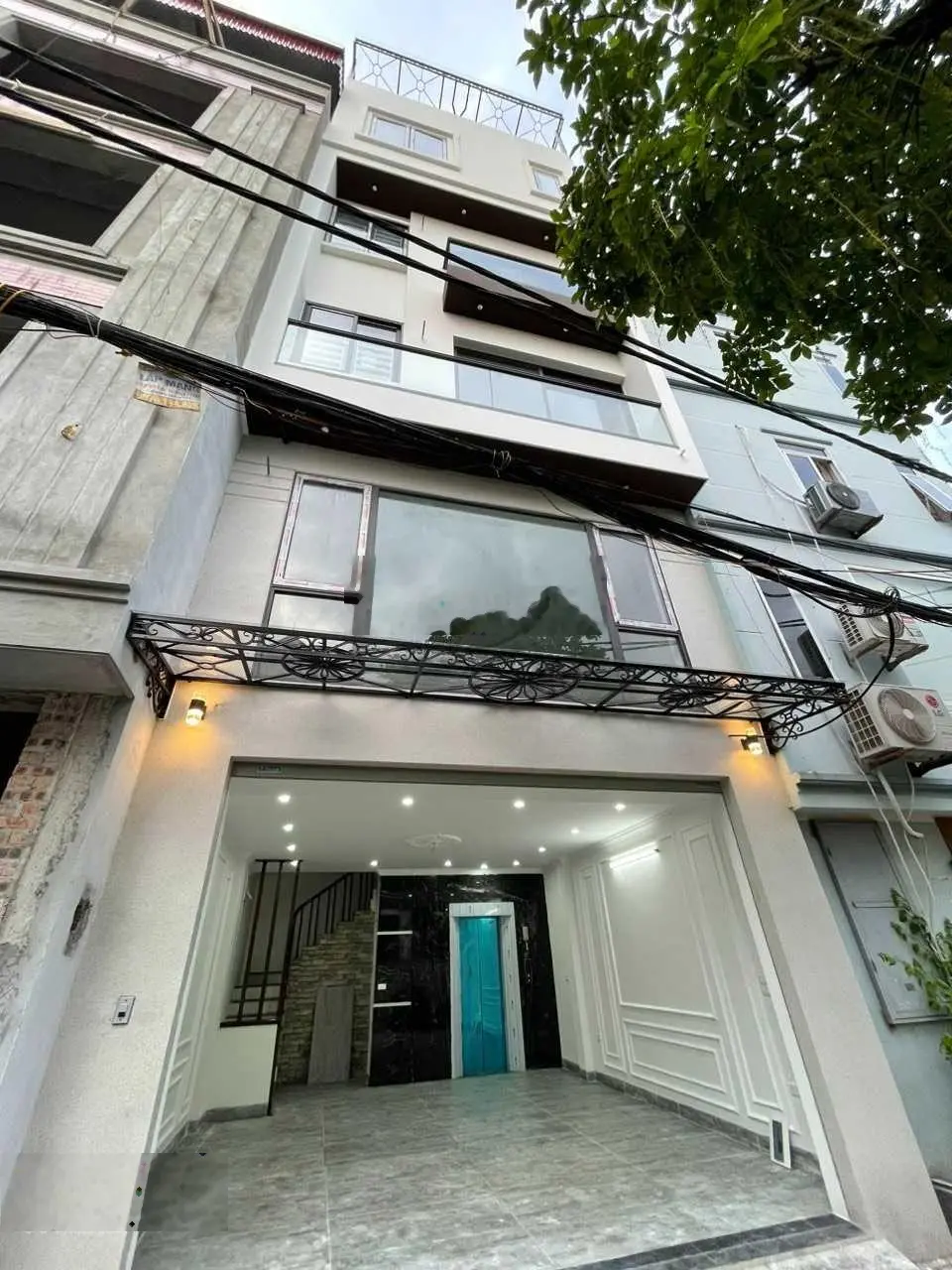 Bán nhà Thạch Bàn 46m2 x 6 tầng, thang máy x 5,3m mặt tiền, ngõ ô tô tránh nhau