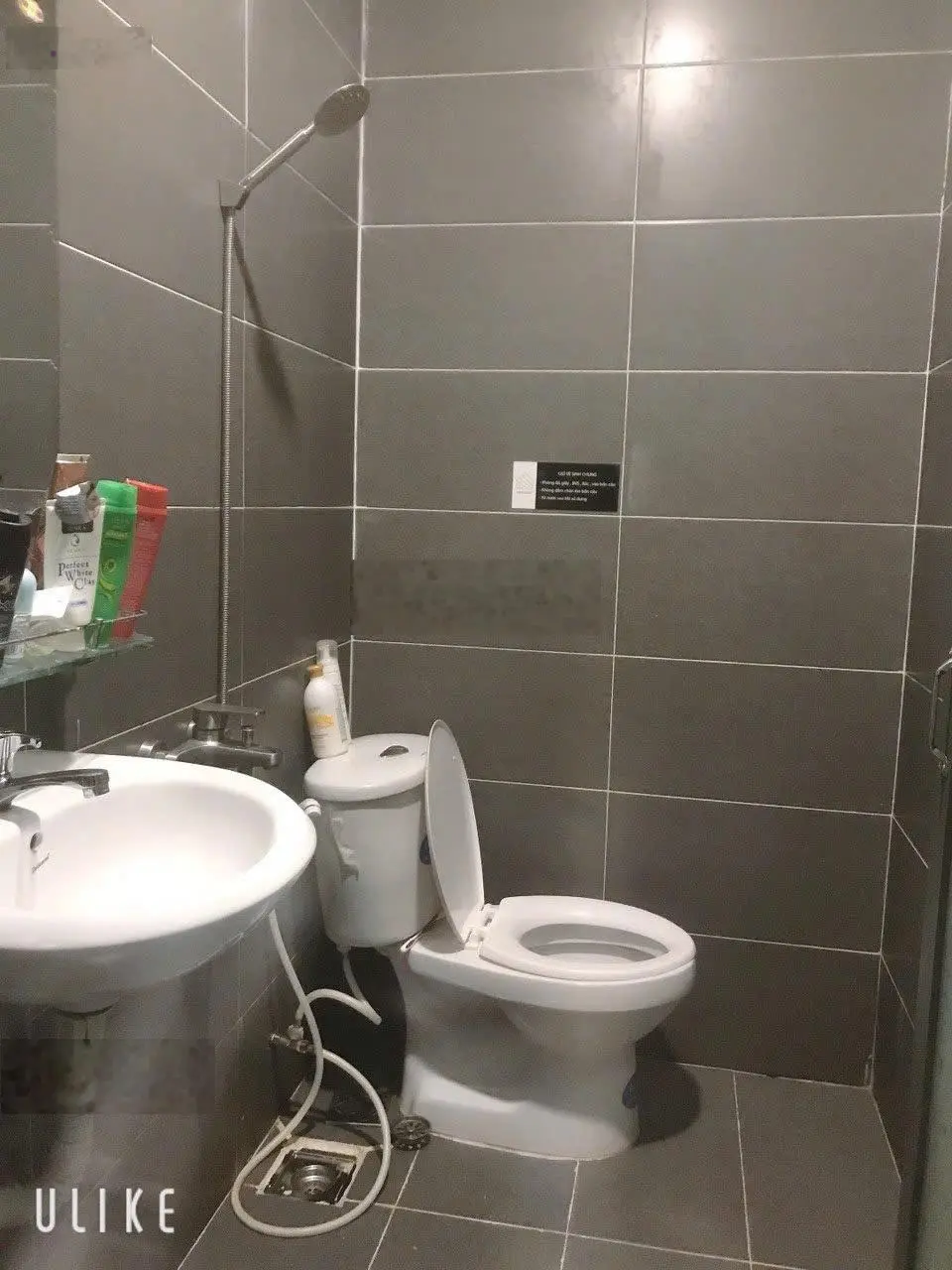 Bán nhà HXH 6m ngay VinCom Nguyễn Xí KDC an ninh nhà mới cứng (4,4x13m) siêu hiếm phân khúc 9 tỷ
