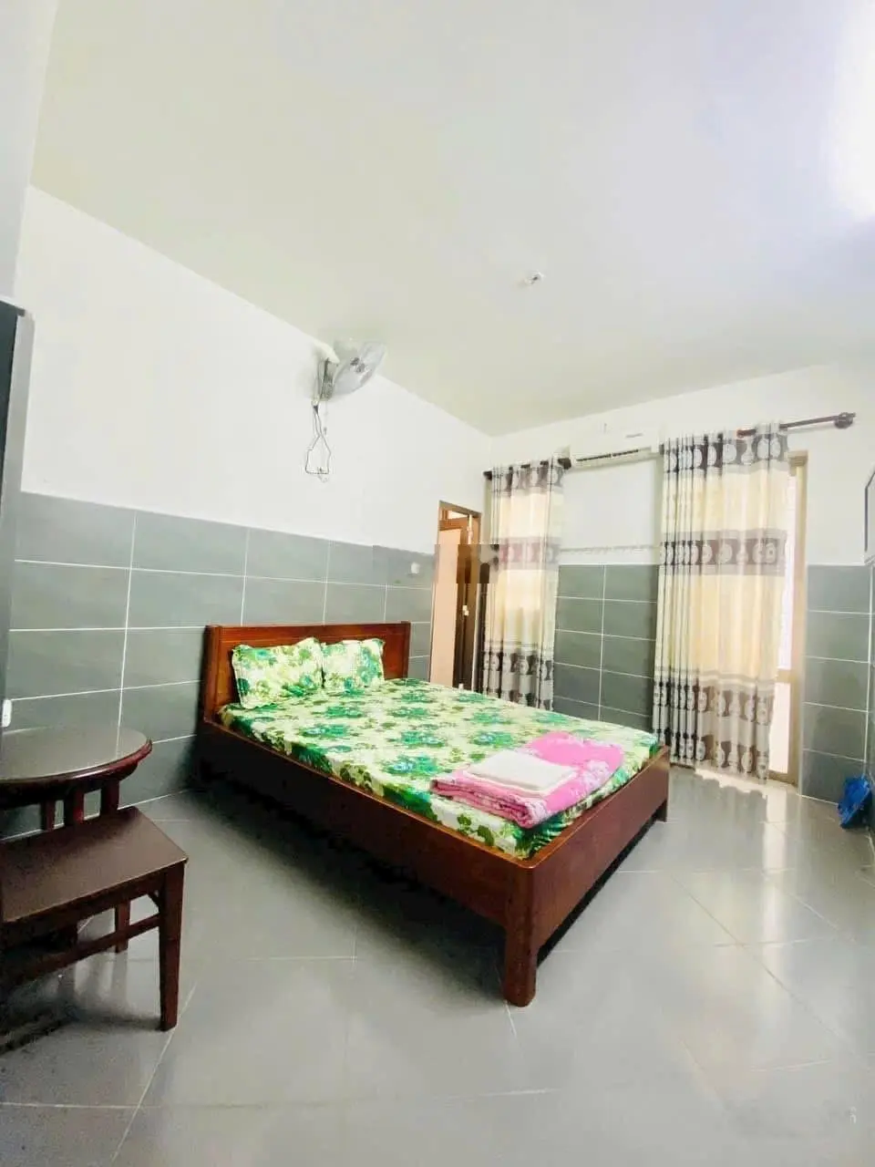 Bán CHDV Huỳnh Thiện Lộc, Tân Phú - 6 tầng 7,5x18m - hẻm xe tải 8m có vỉa hè - giá chỉ 15 tỷ xíu